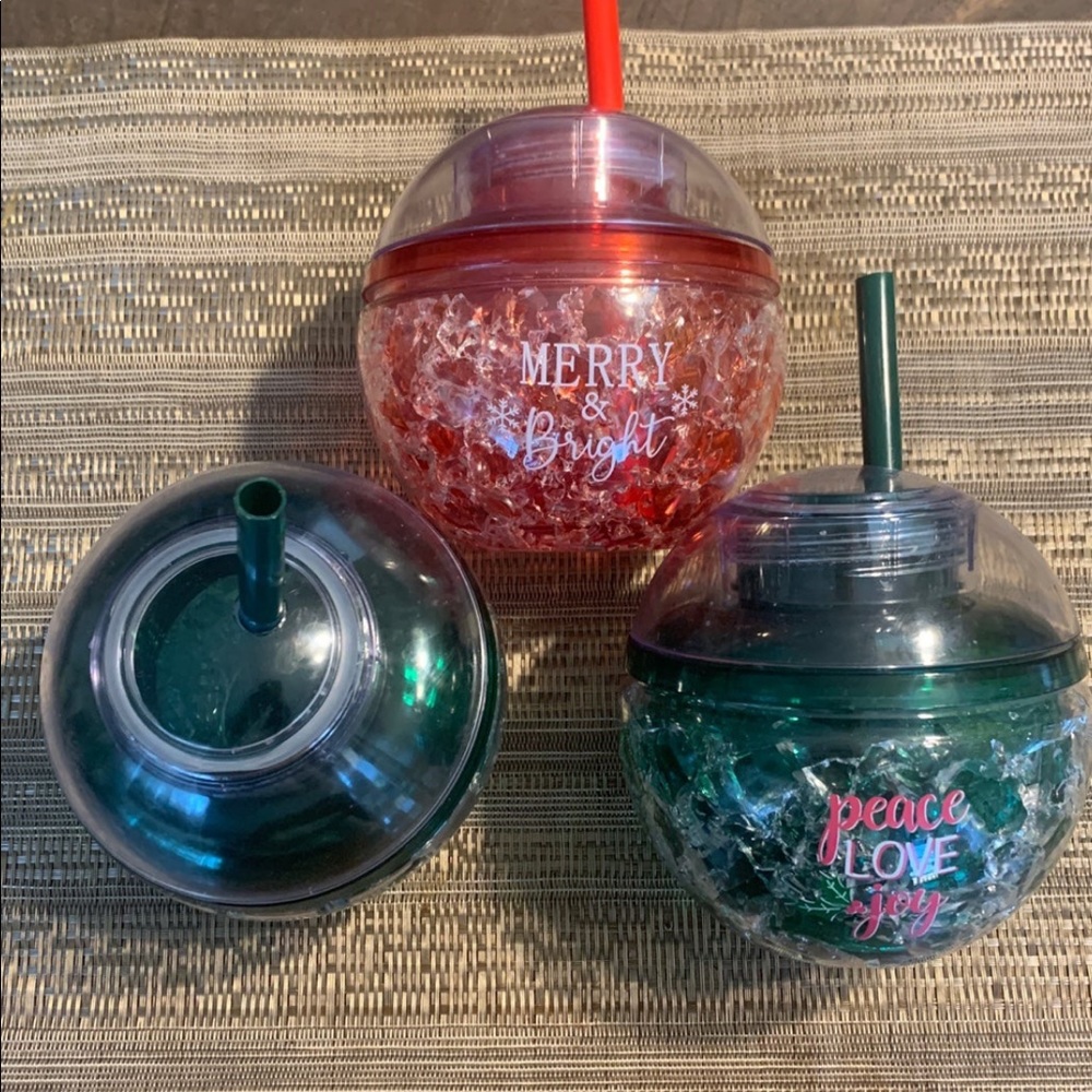 Merry Christmas Holiday Cups with Lids and Straw